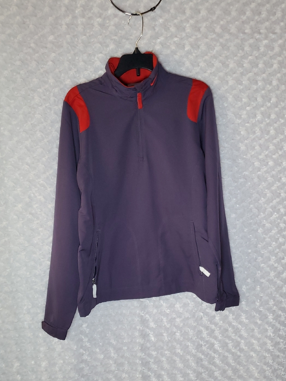 Nike Lightweight Purple Quarter-Zip Jacket with Red Accents